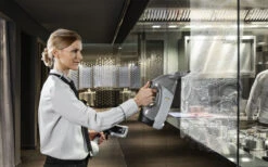 Kärcher WVP 10 ADV EU Fenstersauger Set Inkl. Reinigungszubehör Und Ladegerät (mit 2x Akku) -Campingausrüstung 296711 2078730