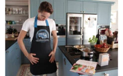 VW Collection T1 Bulli Kochschürze Schwarz -Campingausrüstung 392998 2857849 1