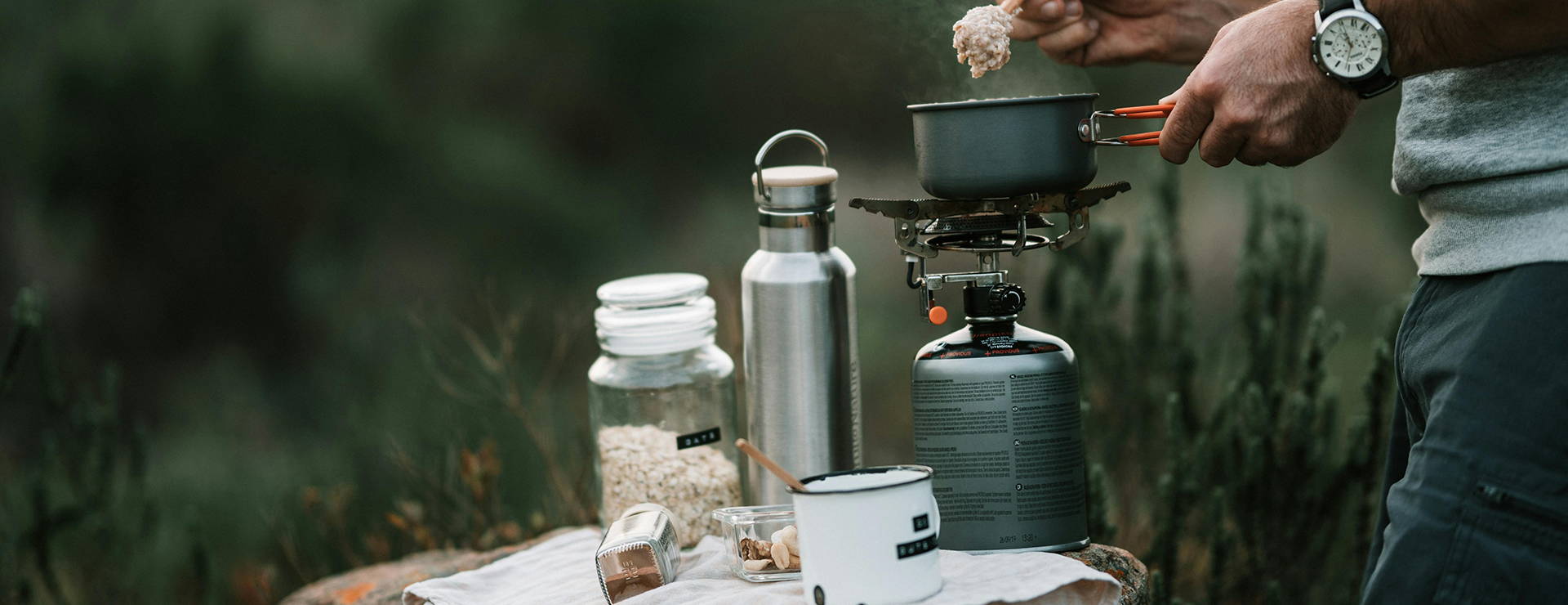 Campingausrüstung 1 Campingausrüstung -Campingausrüstung pexels taryn elliott 4909108